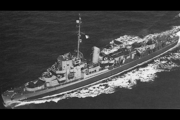 USS Eldridge teleportasiya olunan gəmi