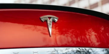 Tesla dəyişiklikləri