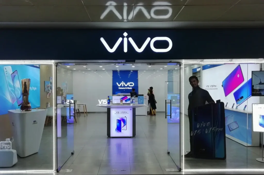 Polis Vivo mağazalarına kütləvi basqın edib!