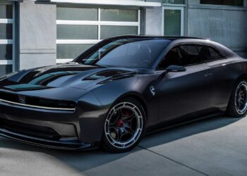 Dodge Charger Daytona SRT