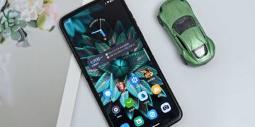 moto raze 2022 ekranı