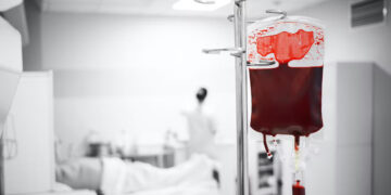 laboratoriyada hazırlanmış qan hüceyrələri