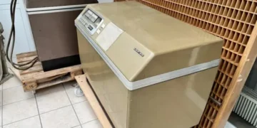 antikvar kompüter LGP-30