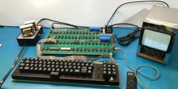 Apple-1
