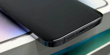 qıvrımlı iPhone