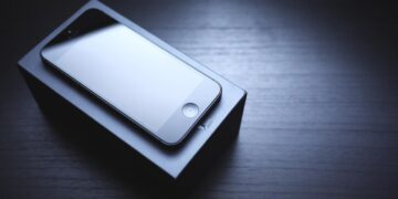 Apple iphone 5s modeli yenilendi