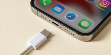 Avropa Apple MFi