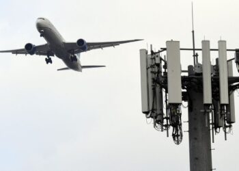 1 iyul uçuşlar ləğv