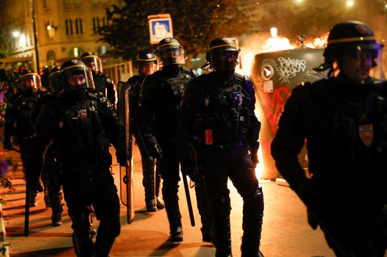 Fransada polis izləyə biləcək
