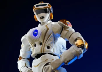 NASA insanabənzər robotları