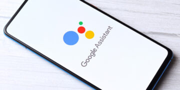 Google Assistant süni intellekt