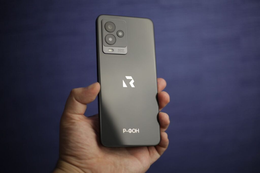 Rosa Mobile ilk smartfon