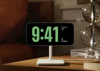 Apple iOS 17 istifadəyə