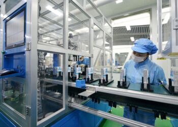 Avropa Çin batareyalarından asılı