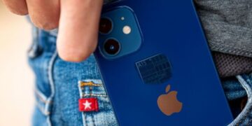 iPhone 12 SAR