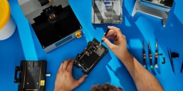 Kaliforniyada smartfon ehtiyat hissələri