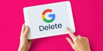 Google bugündən hesabları bağlayır