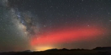 SpaceX atmosfer dəlikləri