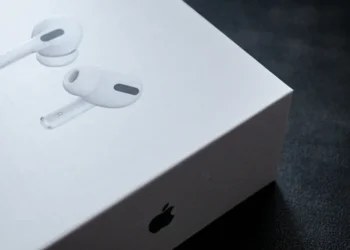 Çində saxta AirPods
