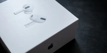 Çində saxta AirPods