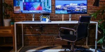 DELL göz rahatlığına diqqət yetirən 40 düymlük 5K monitor təqdim edib!