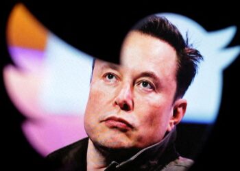 Elon Musk zərərli maddə
