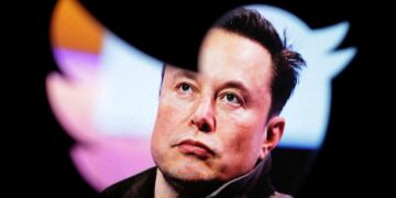 Elon Musk zərərli maddə