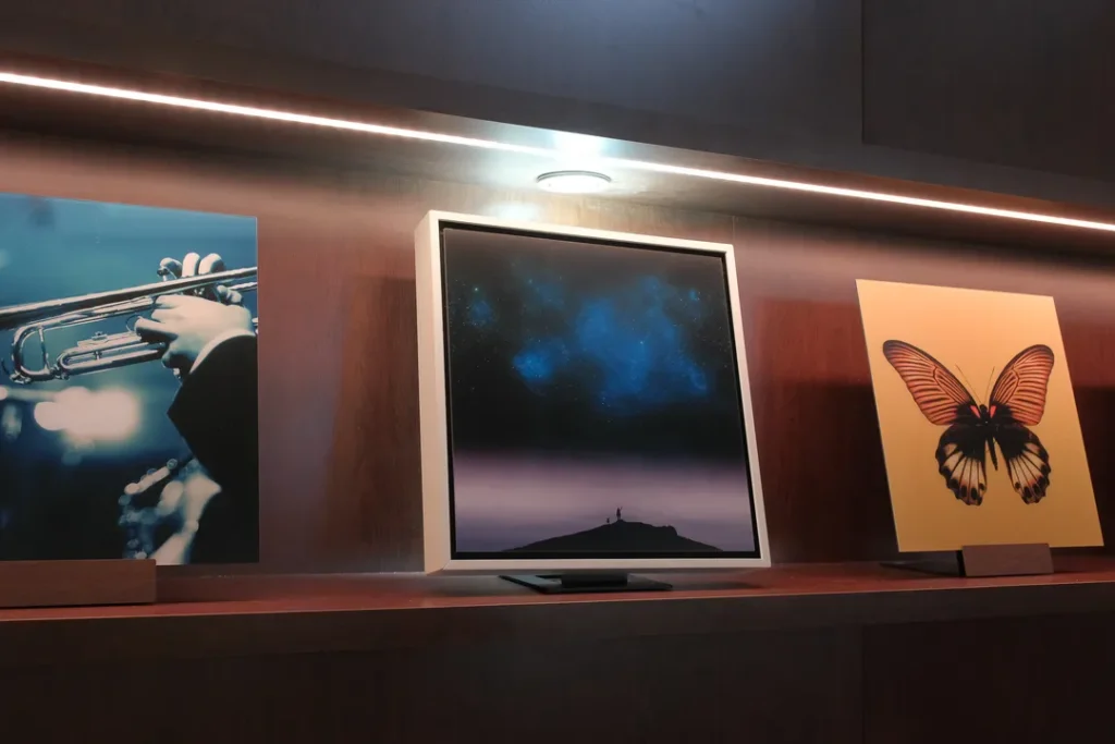 Samsung dekorativ simsiz dinamiklər