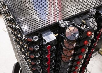 Starlink ilk mobil peykləri