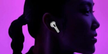 düşünərək mahnıları dəyişməyə AirPods