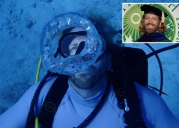 100 gün su altında