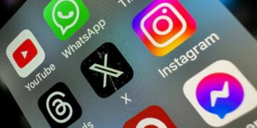Apple, WhatsApp, Telegram və Signal proqramlarını Çin App Store mağazasından silir!