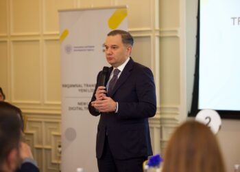 Dövlət qurumlarının rəhbər nümayəndələri üçün rəqəmsal liderlik üzrə təlimlərə start verilib!