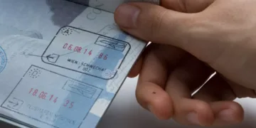 Avropa Birliyi pasportlara möhür