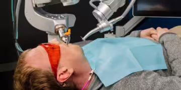 robot diş həkimi