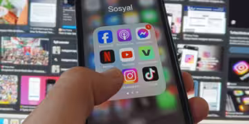 Avstraliya 16 yaşdan