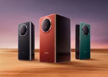 HONOR Magic V3