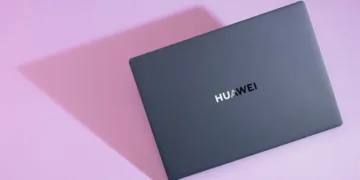 Huawei artıq öz kompüterlərində Windows istifadə etməyəcək!