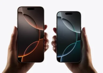iPhone daha parlaq OLED