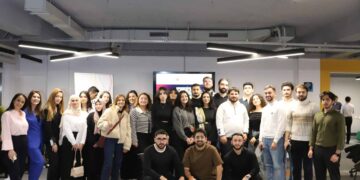 Korporativ və Agentlik: Yaradıcılığın İki Üzü – DesignTalks!
