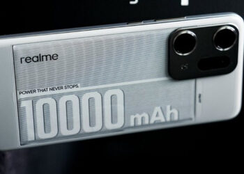 Dünyanın ilk 10000 mAh batareyalı telefonu təqdim olunacaq!