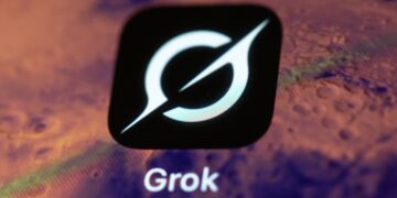 Elon Musk elan edib: Grok 2.5 açıq mənbəyə çevrilib!