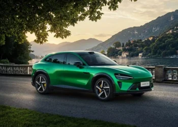 Xiaomi direktoru Tesla almağı tövsiyə edib!