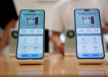 Smartfon bazarında 240Hz-lik ekran erası başlayır!