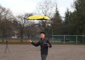 Dron əsaslı yeni uçan çətir hazırlanıb!