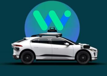 Waymo, Robotaksi əməliyyatlarını genişləndirmək üçün 16 milyard dollar toplayır!