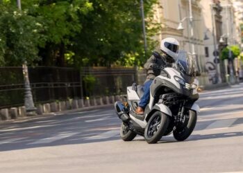 Yamaha ilk