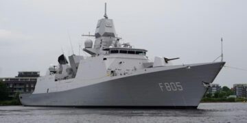 5 avroluq bluetooth cihazı hərbi gəminin yerini ortaya çıxarıb!