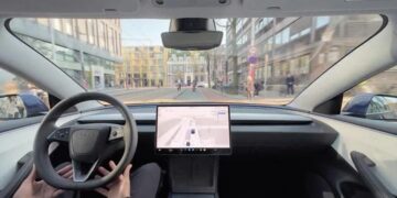 Tesla FSD