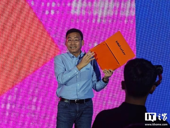 Intel, MacBook Neo ilə rəqabət aparacaq Firefly layihəsini elan edir!